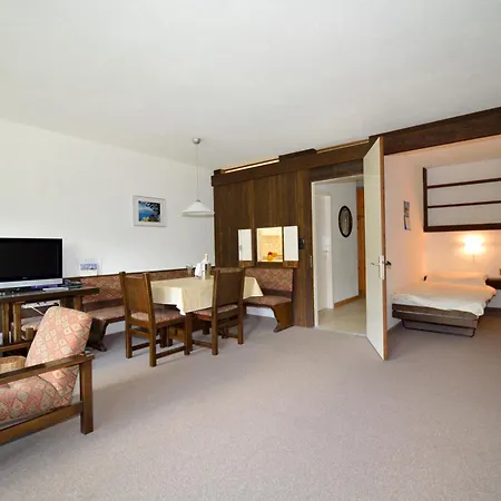 Aparthotel Chesa Clois 24