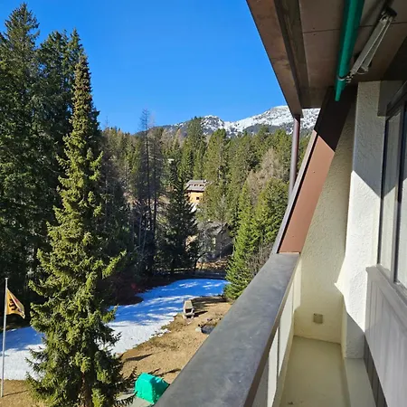 Ξενοδοχείο με διαμερίσματα Chesa Clois 24 3*