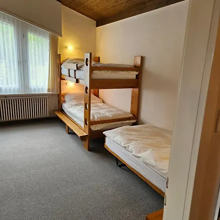 Chesa Clois 24 Апарт-отель Ленцерхайде