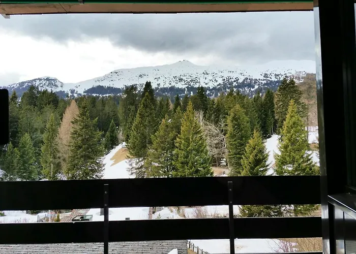 Chesa Clois 24 Aparthotel 3*