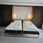 Apartahotel Chesa Clois 24 3*