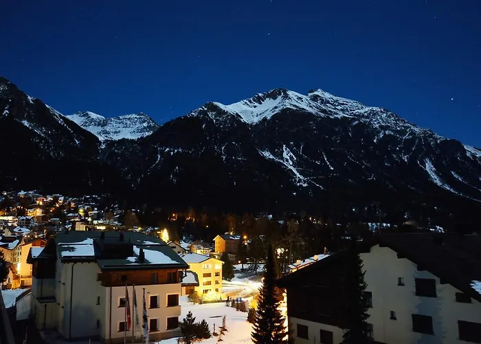 Apart Otel Chesa Clois 24 3*