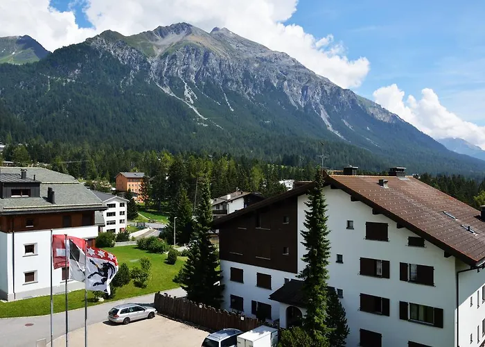 Apart Otel Chesa Clois 24 3*